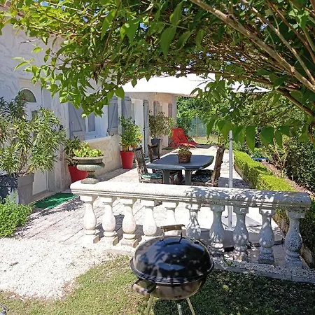 Nyaraló Le Clos Des Compromis